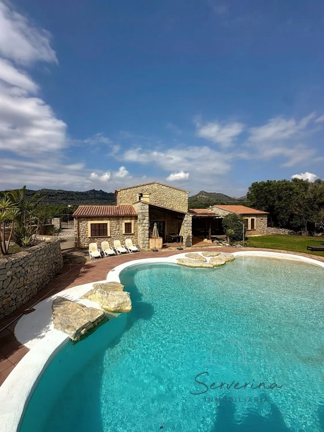Finca de piedra natural con piscina cerca de Artà, Mallorca